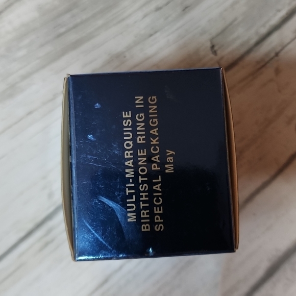 2005 Avon Multi-Marquise May Birthstone Ring - Picture 4 of 7